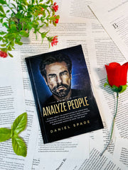 How To Analyze People by Daniel Spade